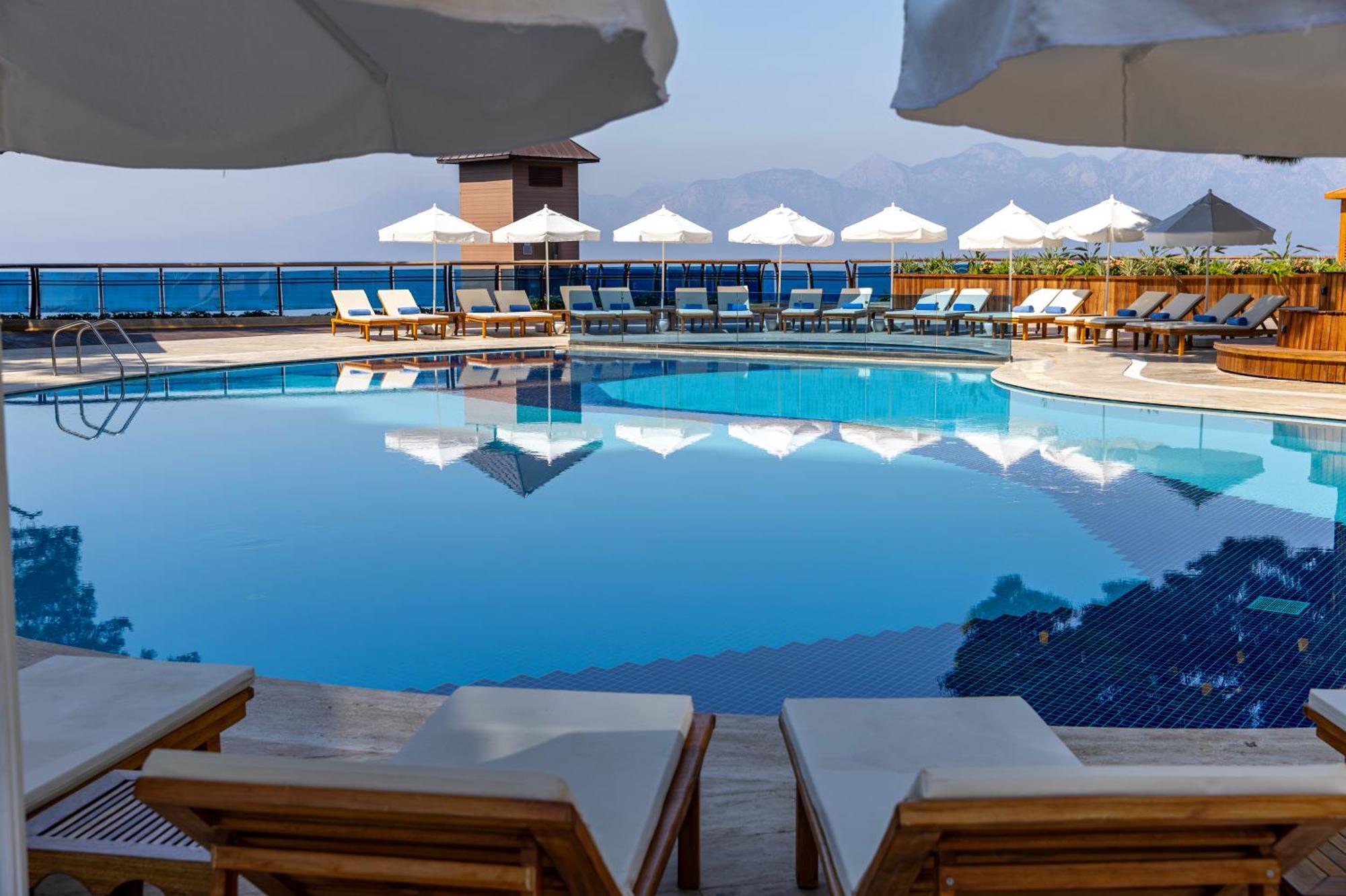 Delta Hotels By Marriott Antalya Lara - Adult Only Exterior photo