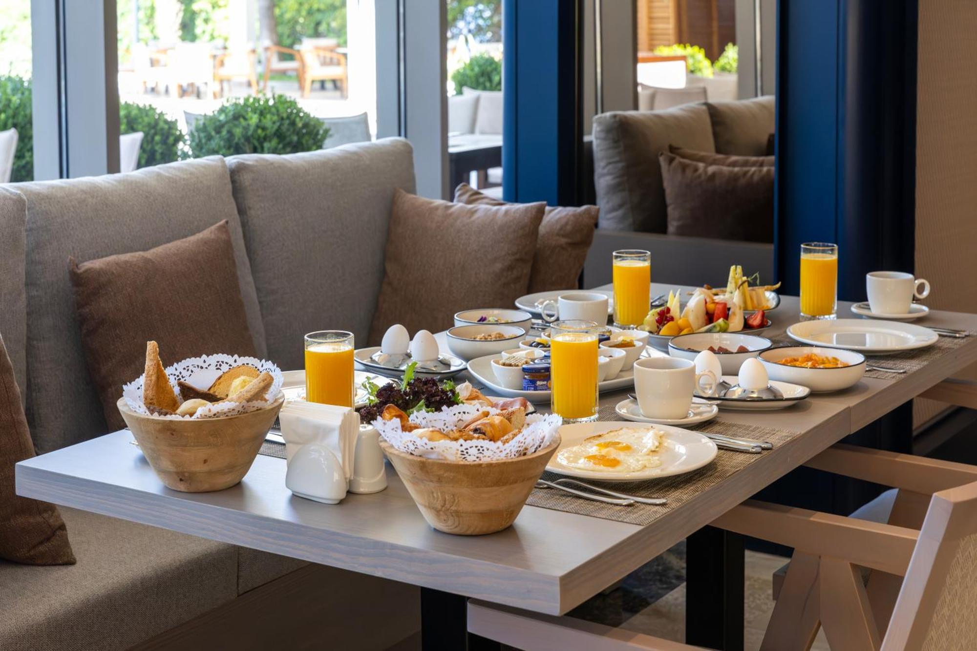 Delta Hotels By Marriott Antalya Lara - Adult Only Exterior photo