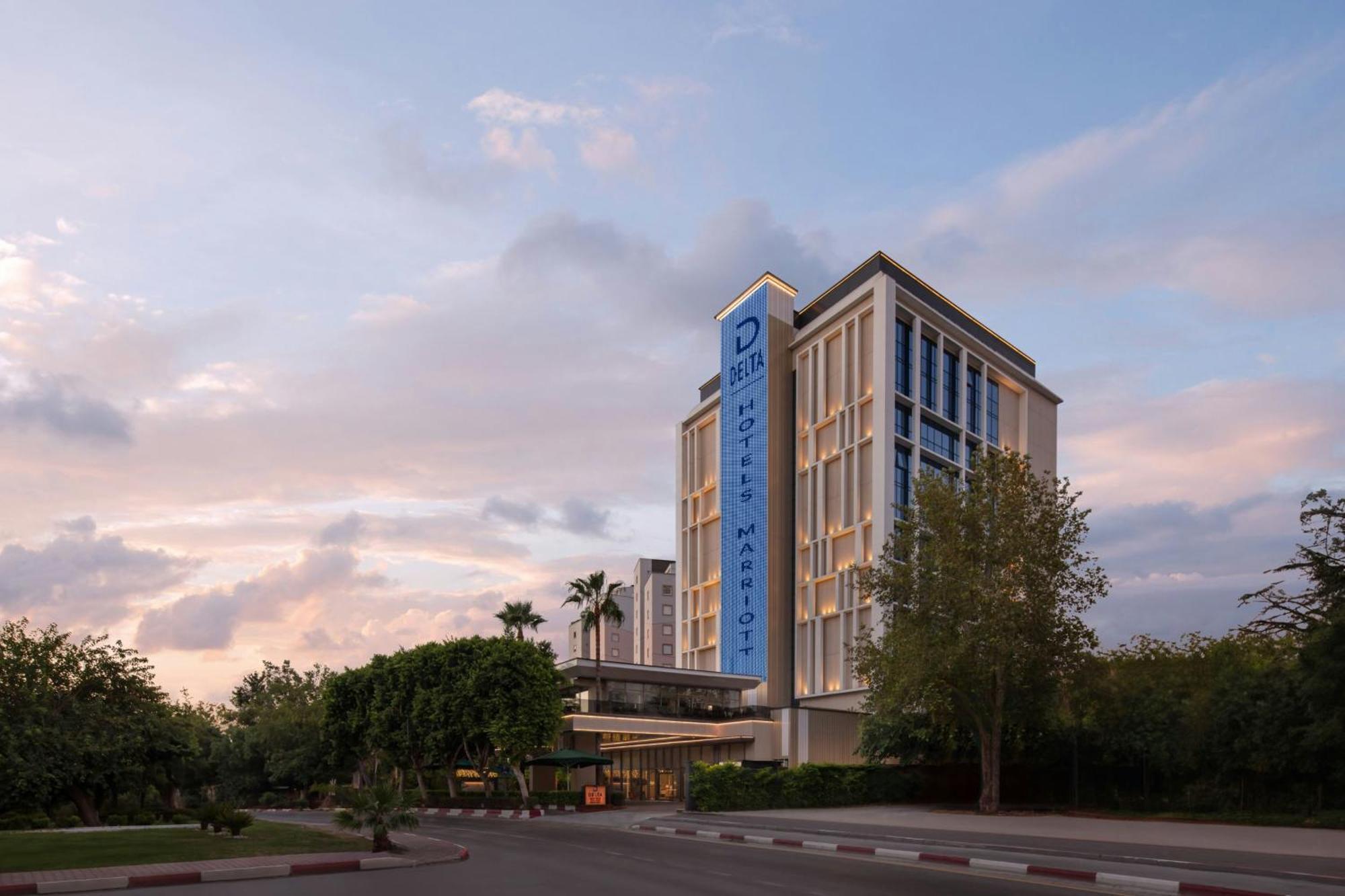 Delta Hotels By Marriott Antalya Lara - Adult Only Exterior photo